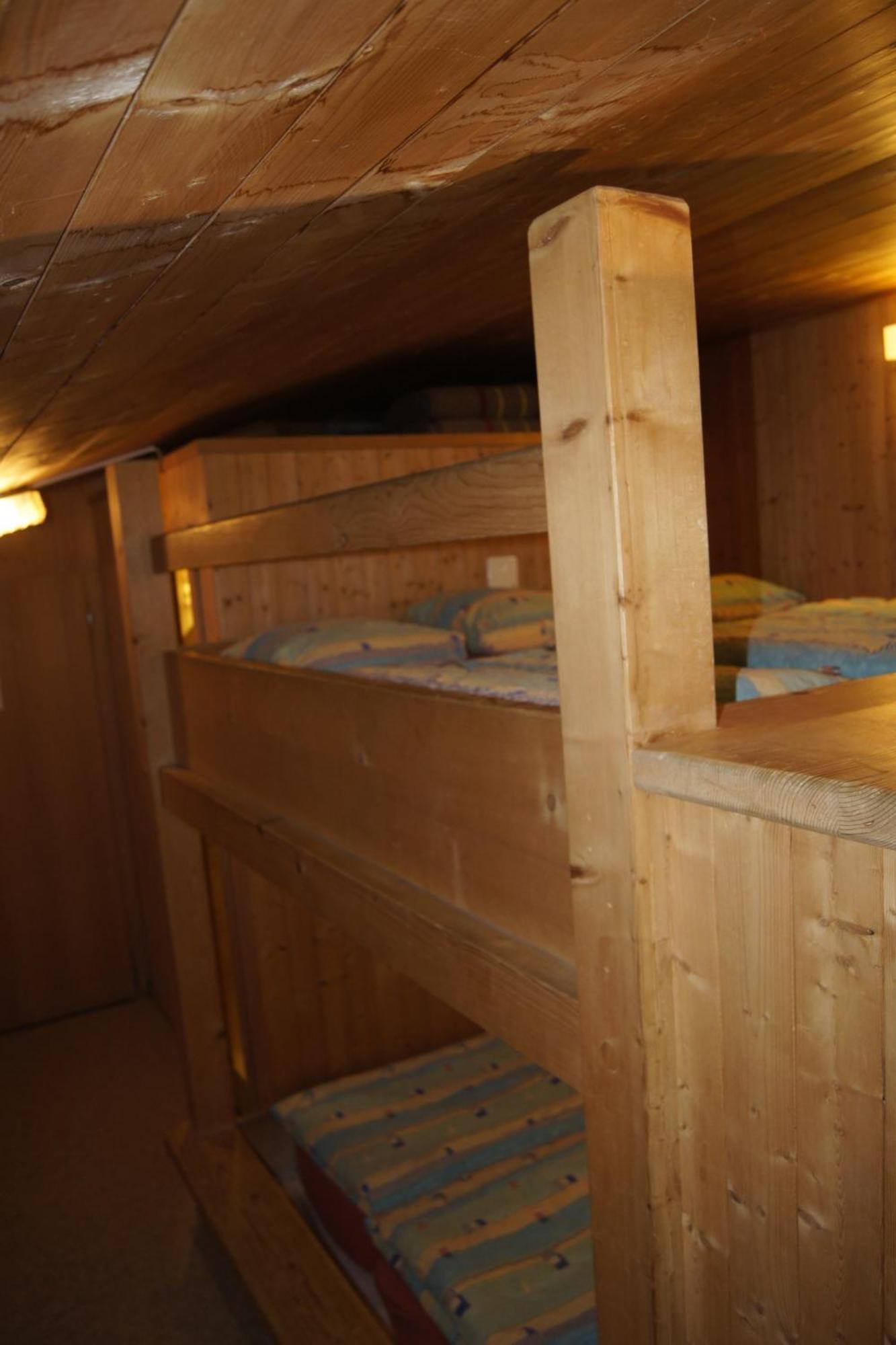 Baerghuus Axalp Hostel Bagian luar foto