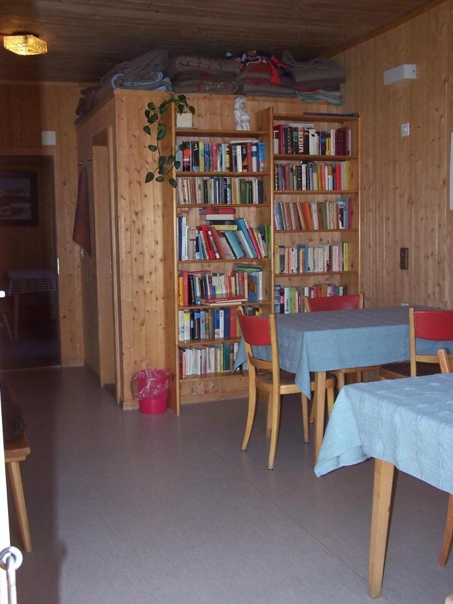 Baerghuus Axalp Hostel Bagian luar foto