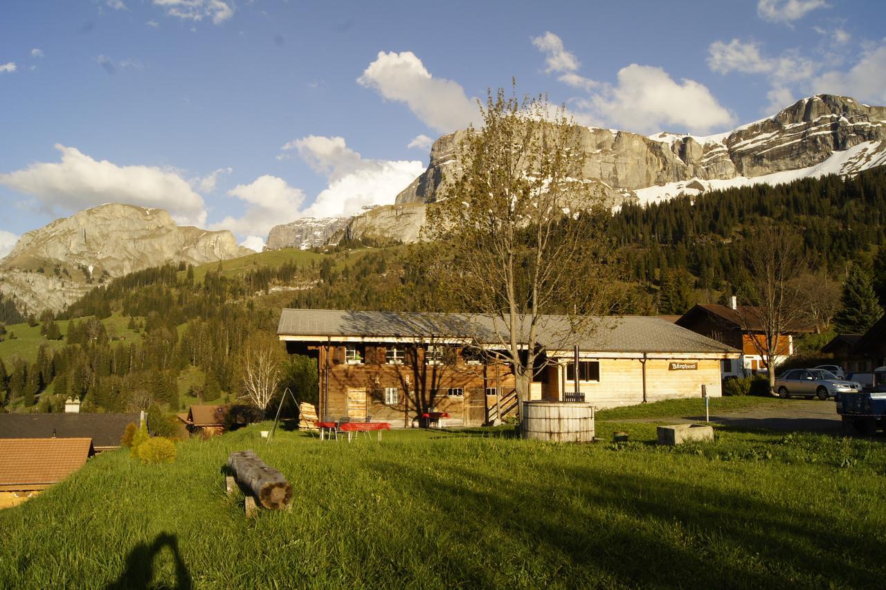 Baerghuus Axalp Hostel Bagian luar foto